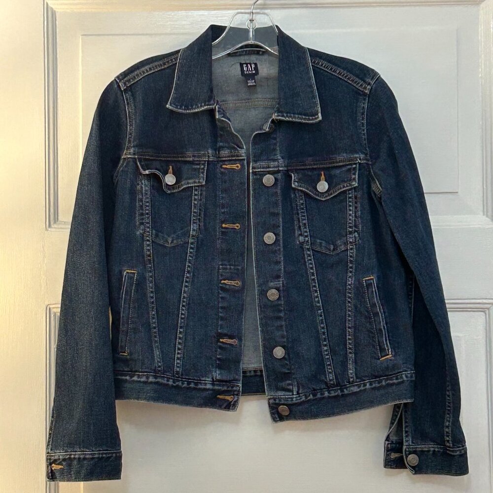Women's Gap Jean Jacket Size Small Button Front Used Good Condition